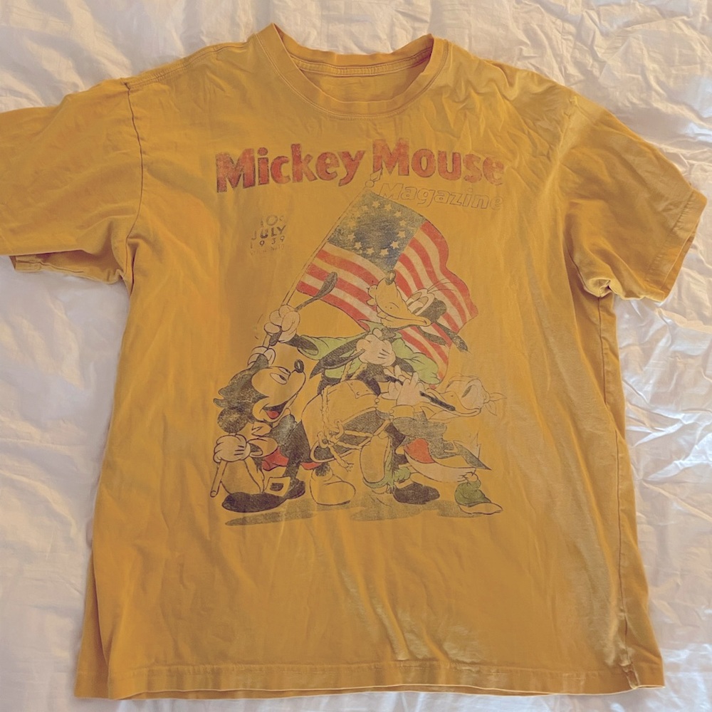 Oversized Vintage Mickey Mouse Shirt Fits size XS-XXL